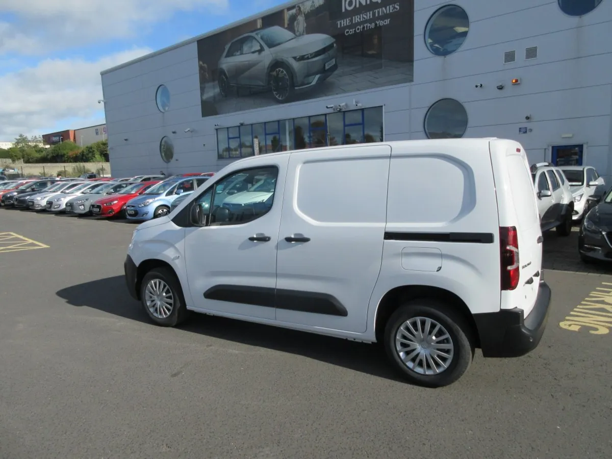 Citroen Berlingo Enterprise Bluehdi 100 MWB 1 - Image 2