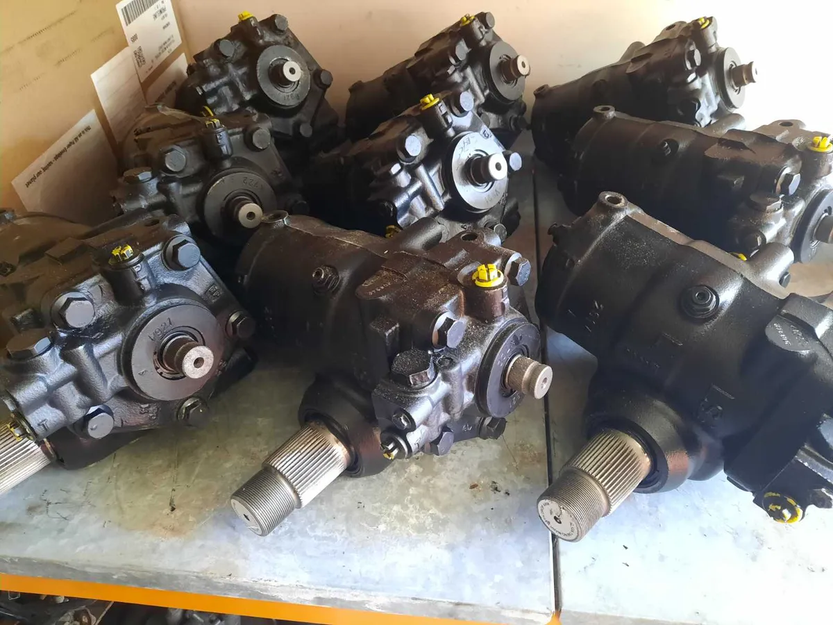 Reconditioned Vario steering box's x 10 - Image 2