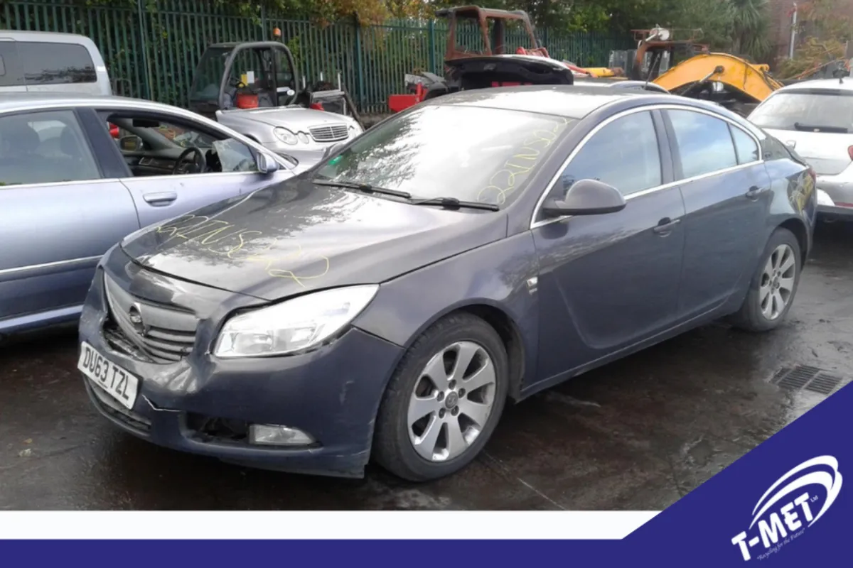 Vauxhall Insignia, 2013 BREAKING FOR PARTS
