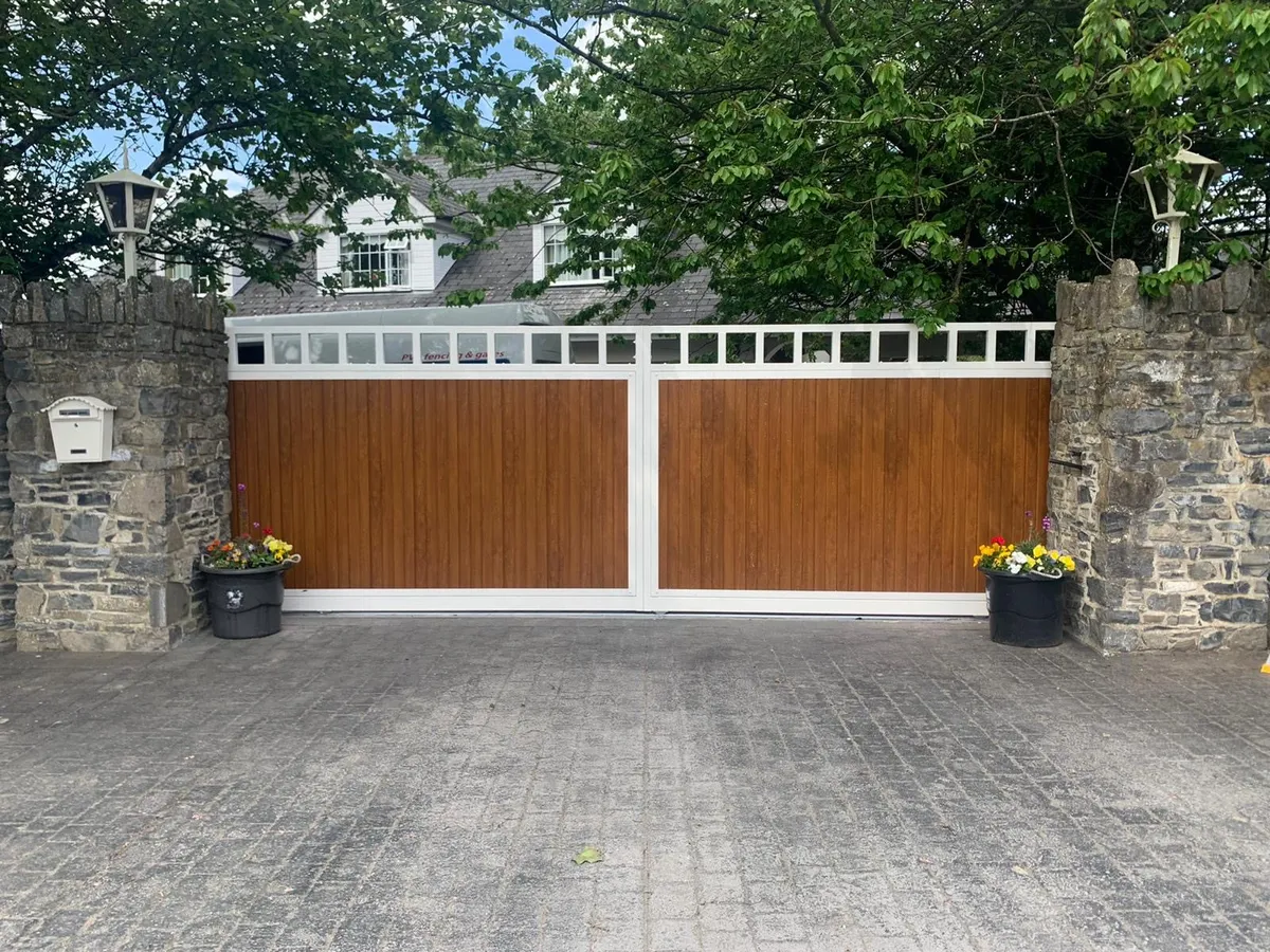 Steel Framed Pvc Sliding Gate - Image 3