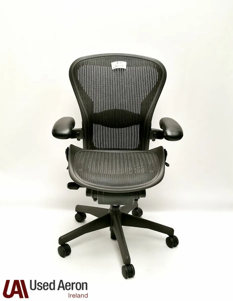 Refurbished Herman Miller Aeron Chairs Size (B) - Image 3
