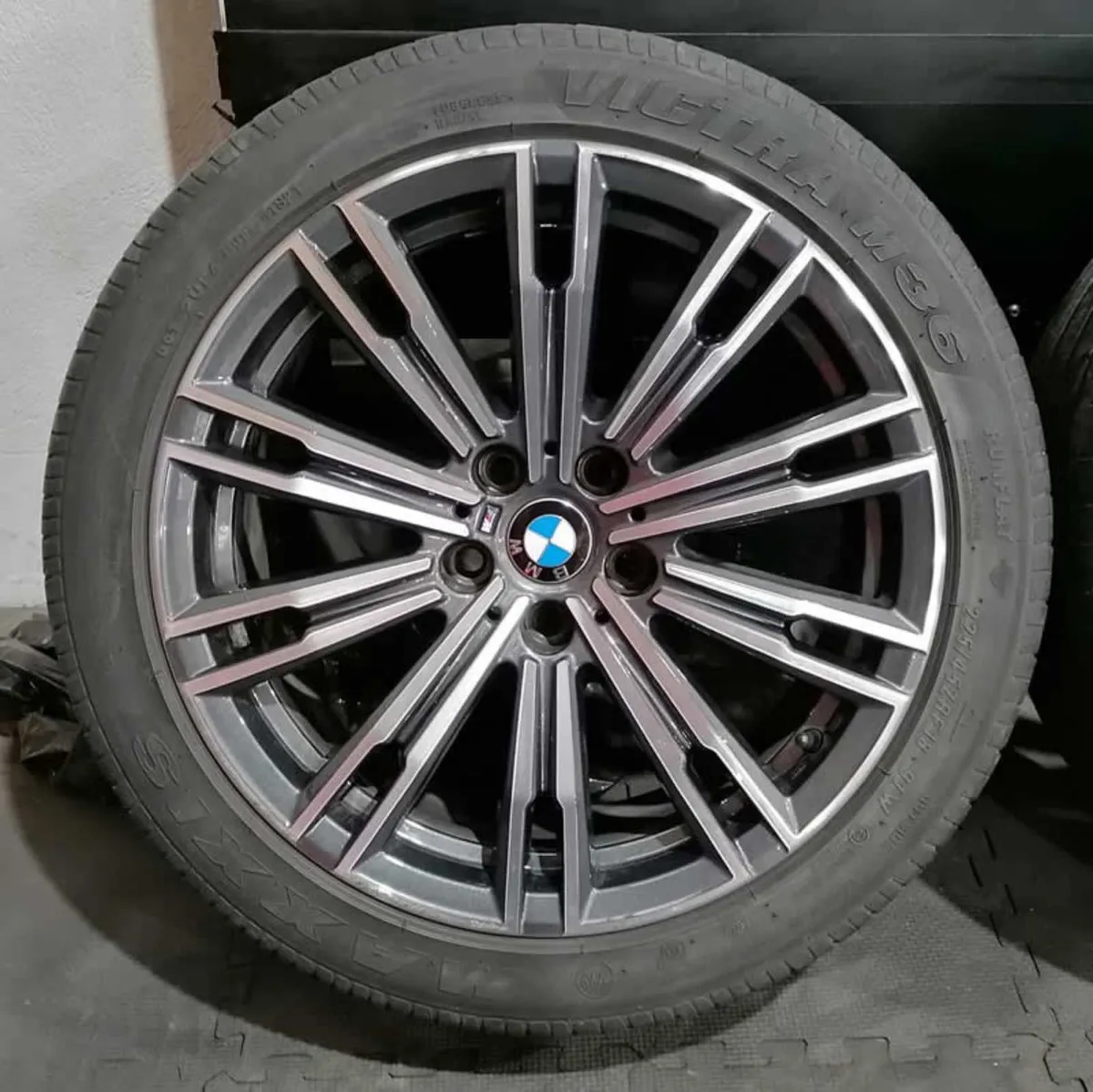 18" GENUINE OEM BMW 790M 3 SERIES WHEELS & TYRES 5 - Image 2