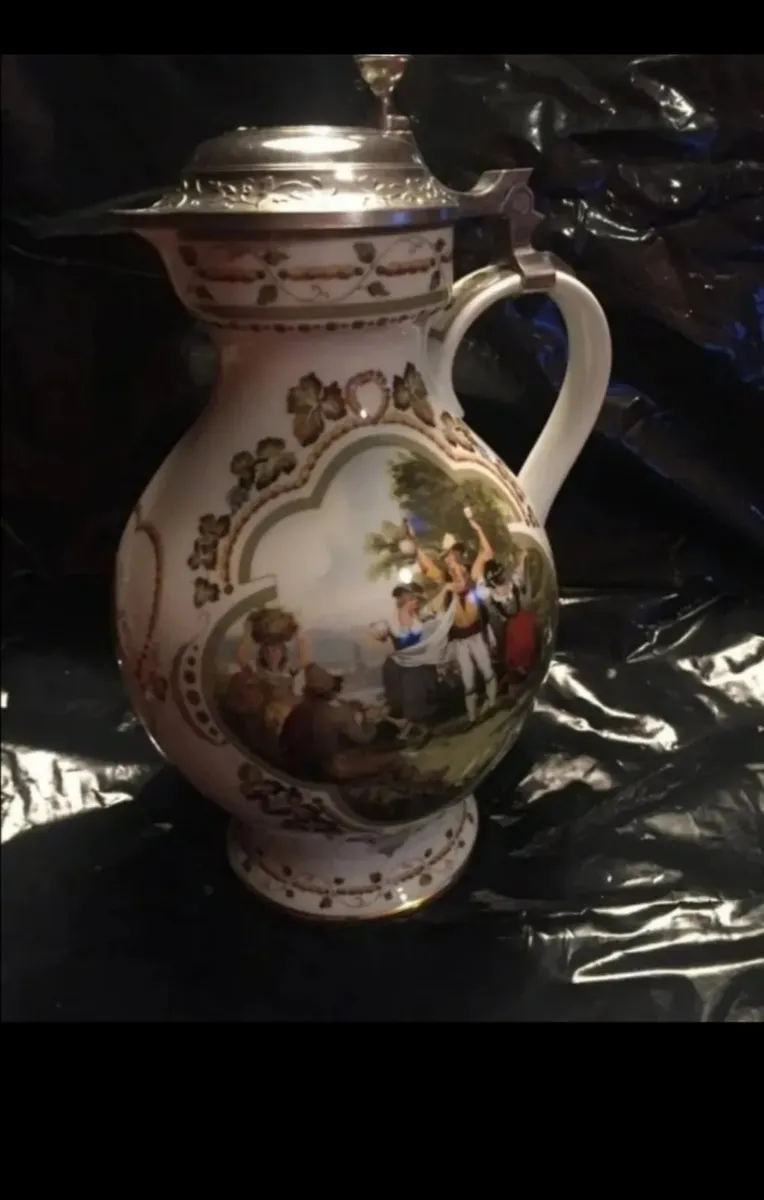 Franklin Mint Wine jug new - Image 2