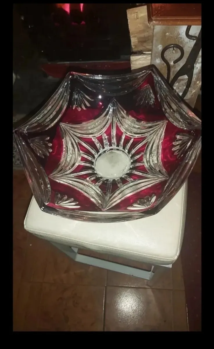 Unusual and beautiful large hand cut crystal bowl