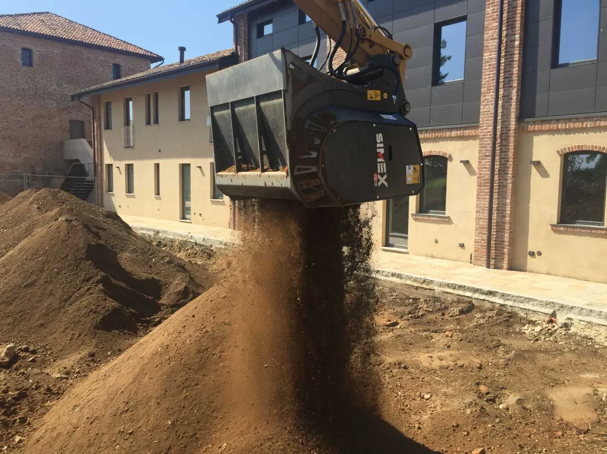 Simex screening buckets for sale or rental @ EMS - Image 3