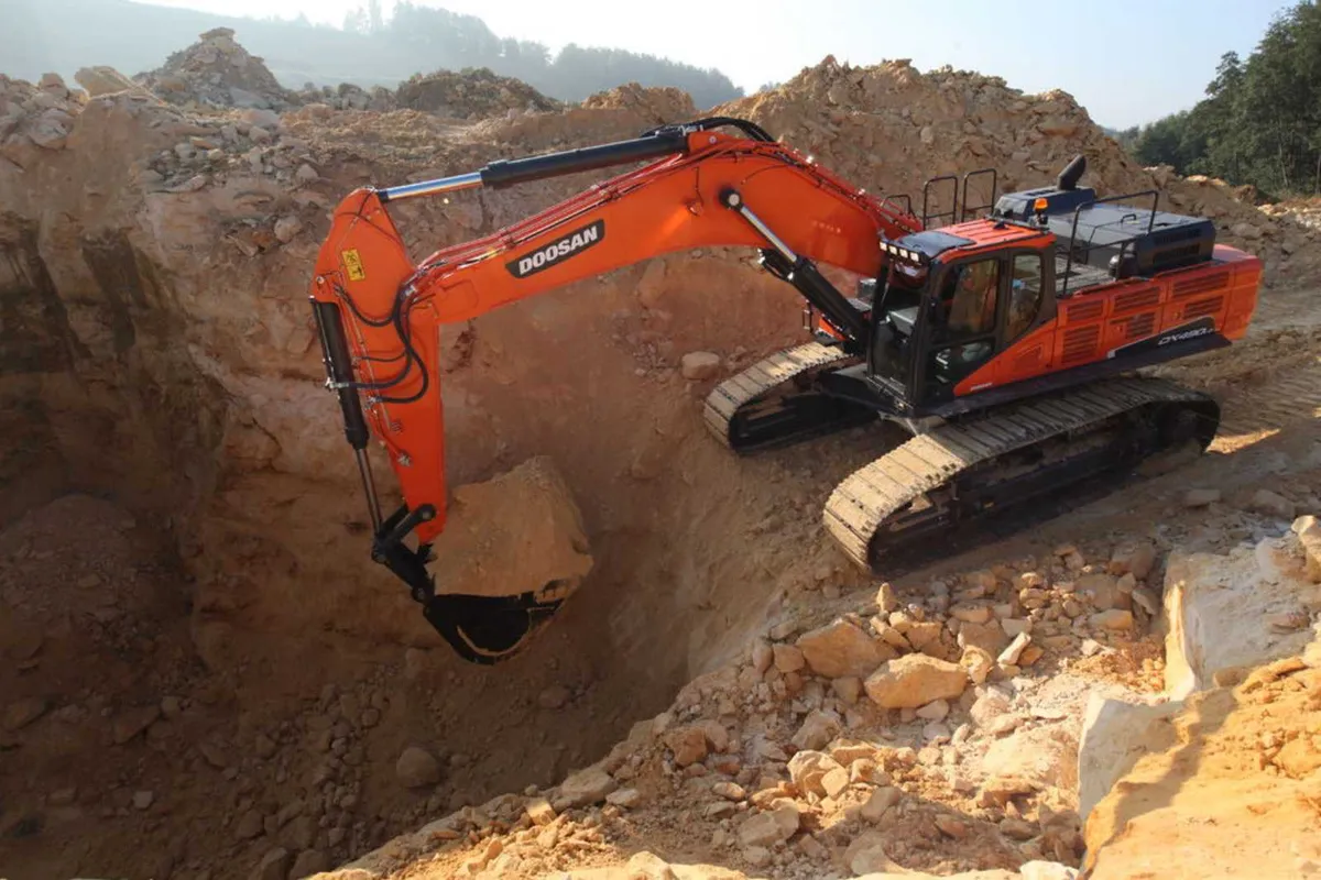 Doosan DX490LC-5 @EMS BUY NOW, PAY LATER. - Image 2