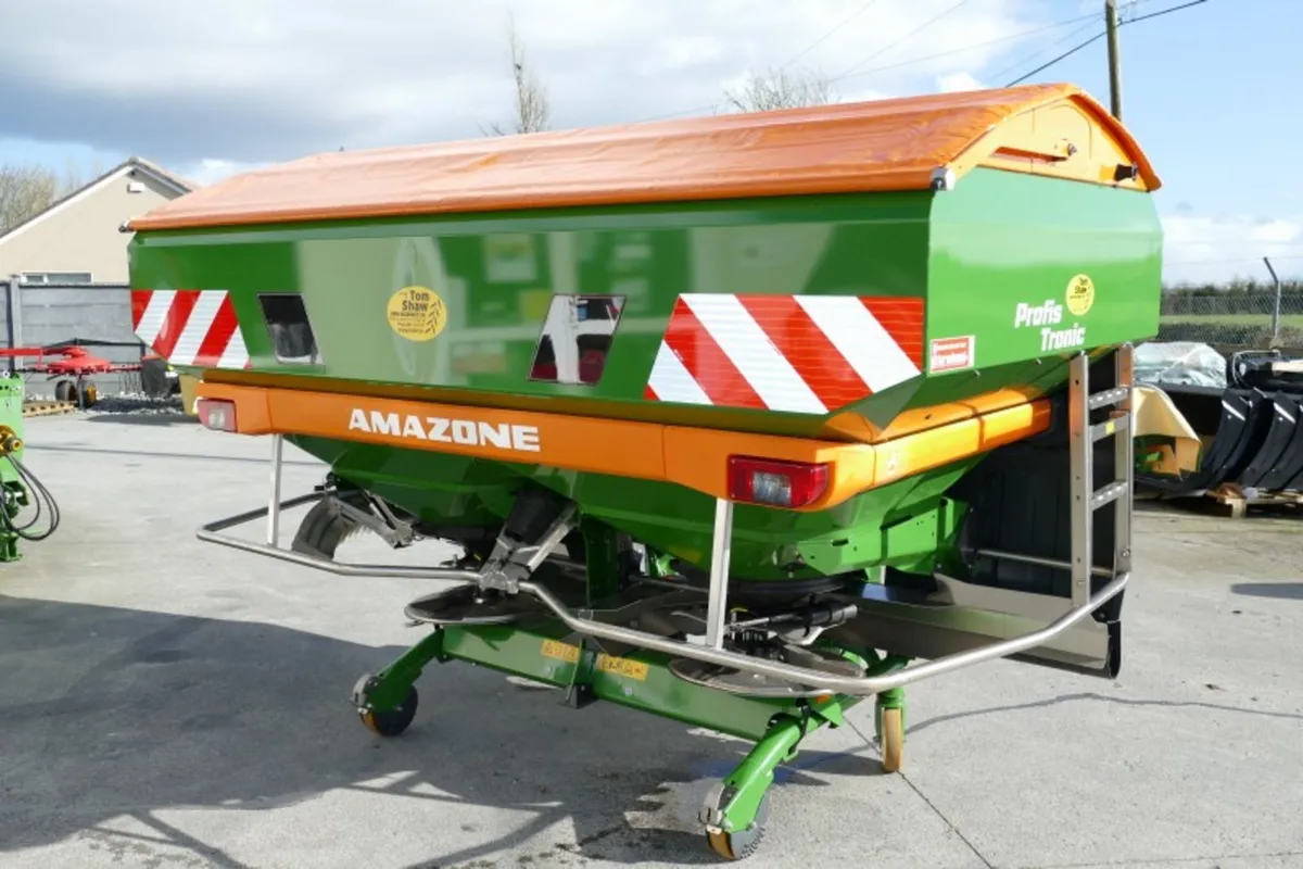 Amazone ZAV GPS Spreaders - Image 2