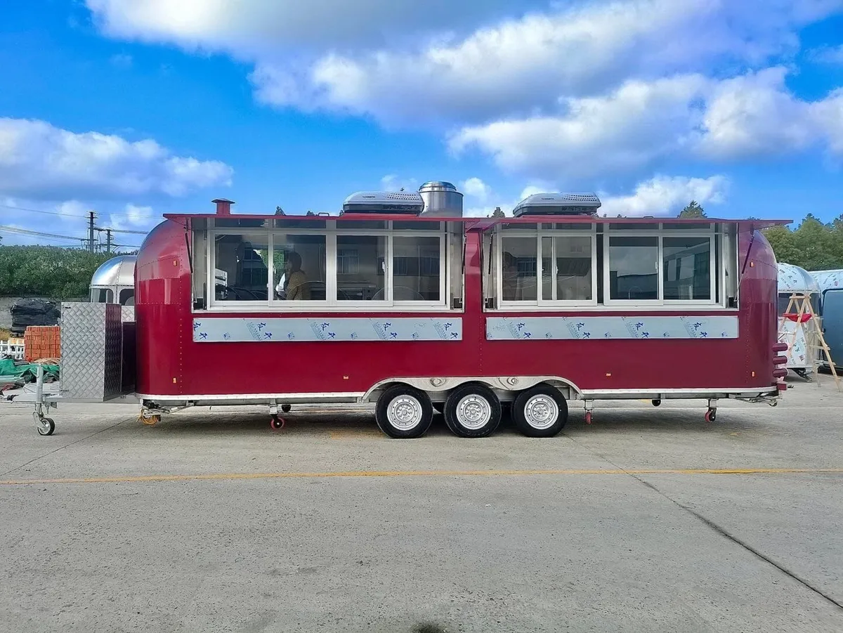 food trailer truck Airstream Coffee Trailers 7.8M - Image 4