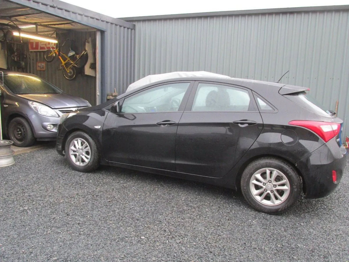 hyundai i30 2012-17 diesel & petrol breaking cheap - Image 2