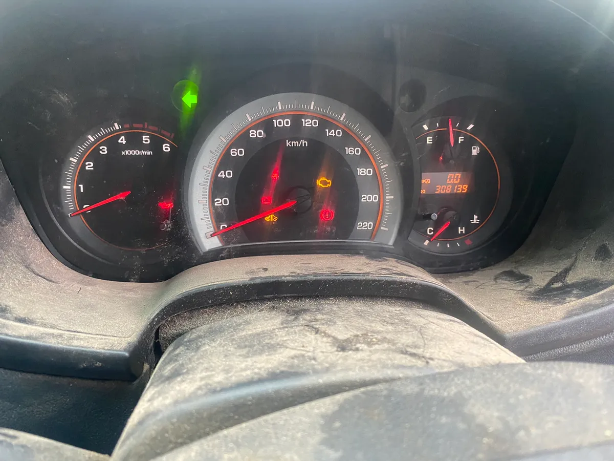 Isuzu Dmax speedo repair