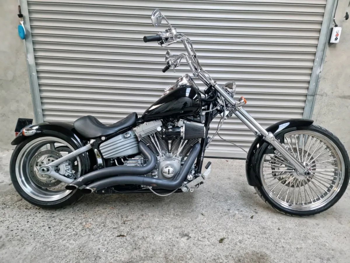Harley Davidson Rocker C FXCW