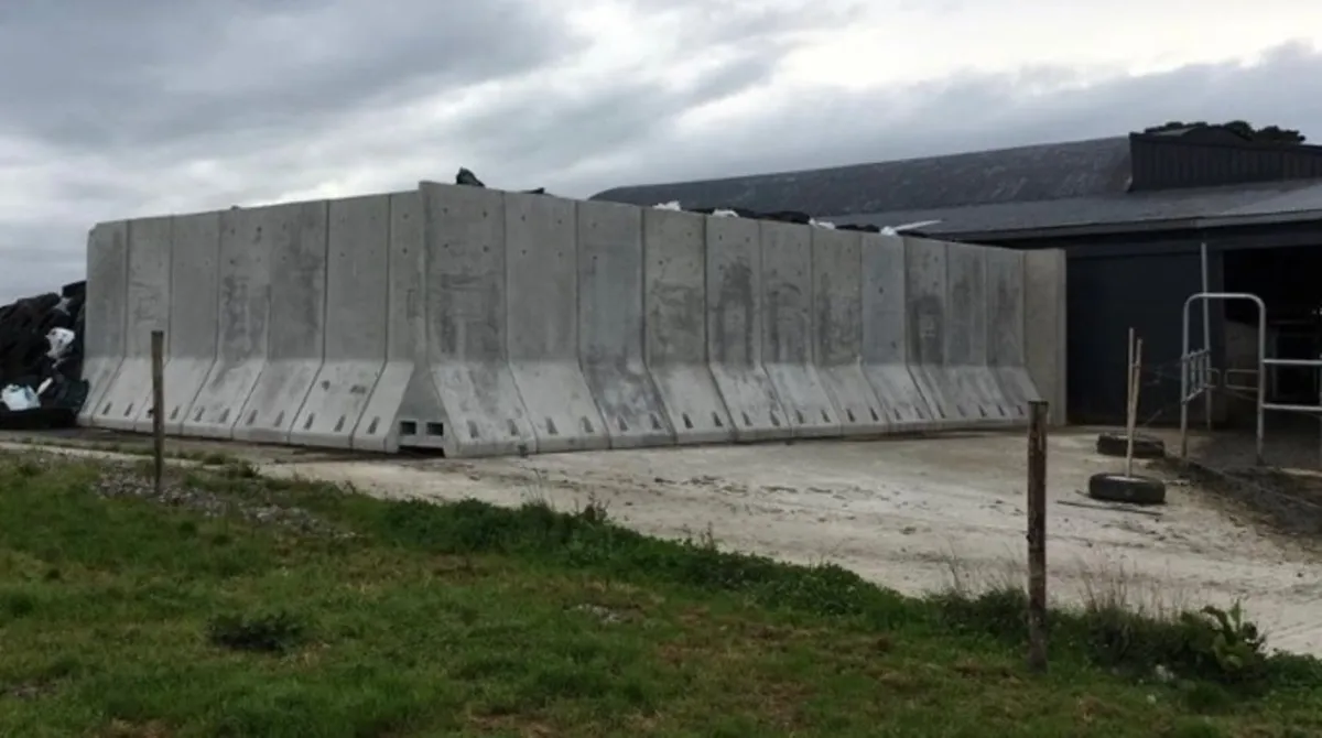 10 ft A shape Silage Bunker walls - Image 1