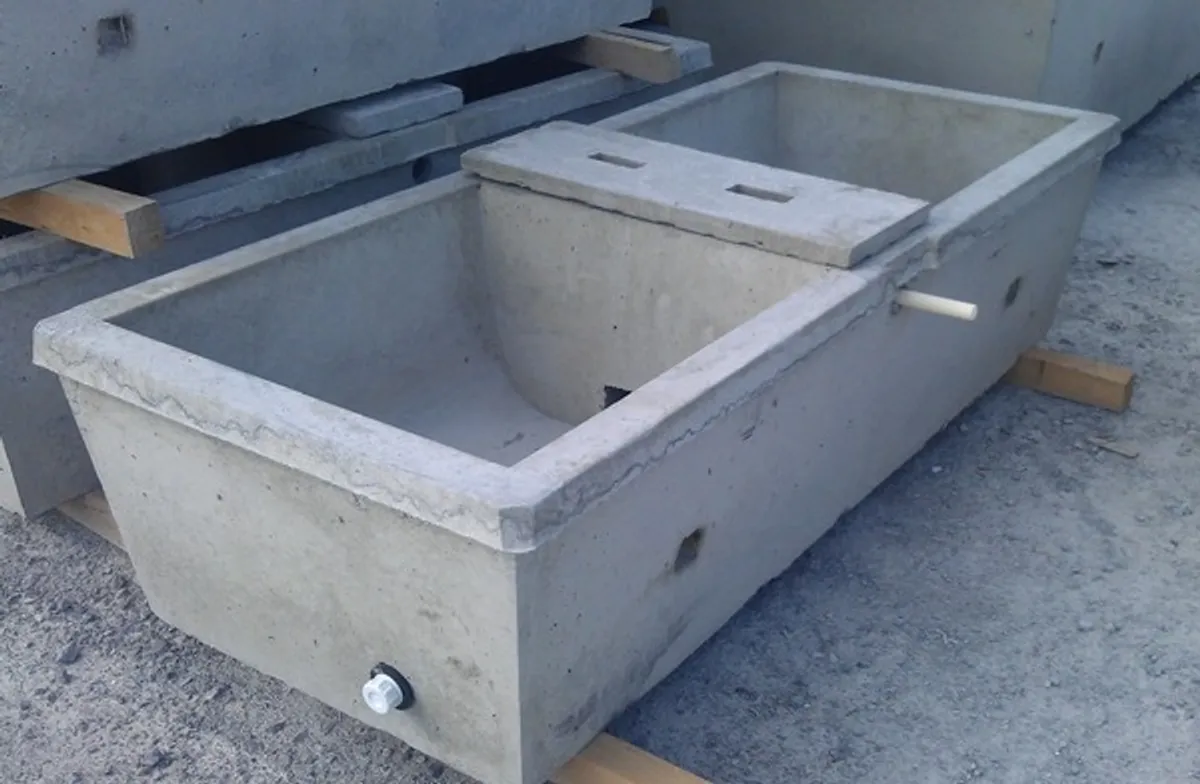 Water Trough - Image 2