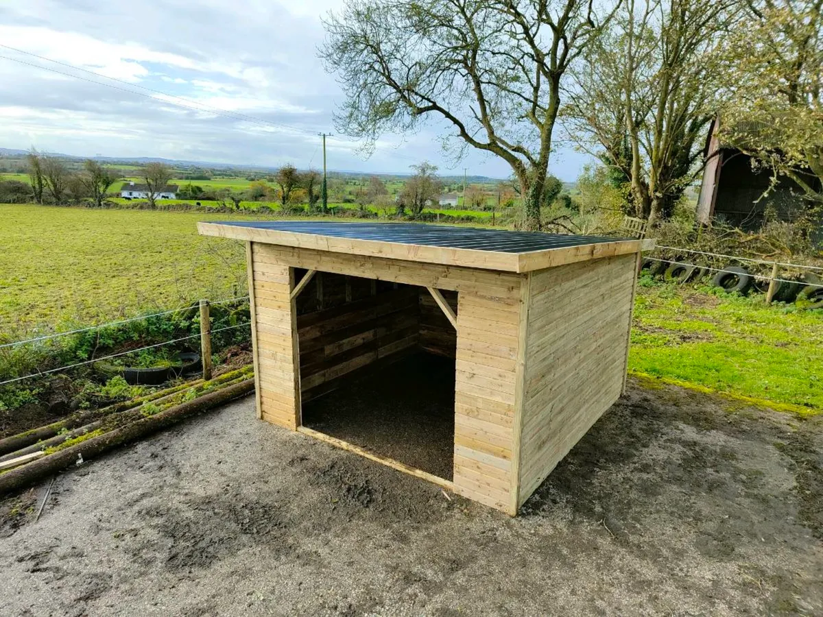 Field Shelters And Stables - Image 4