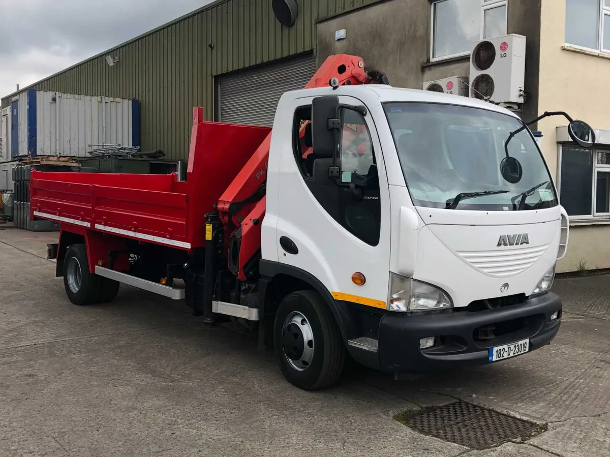 AVIA 10T TIPPER TRUCK FOR HIRE