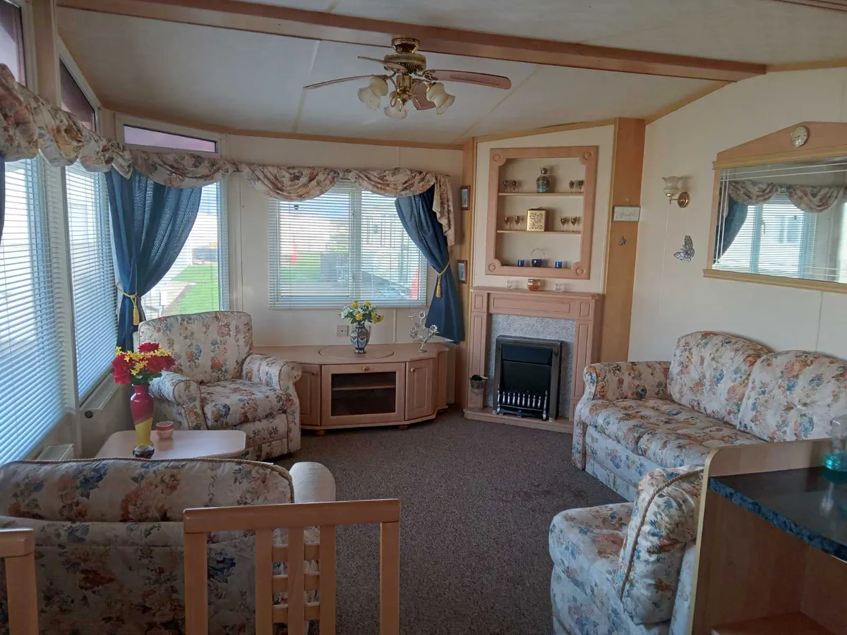 WILLERBY ASPEN - Image 2