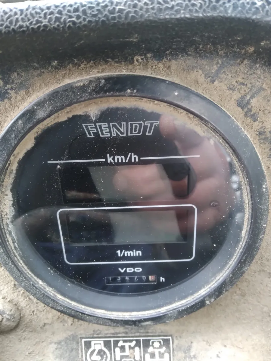 Fendt  Favotit Speedo LCD repair - Image 2