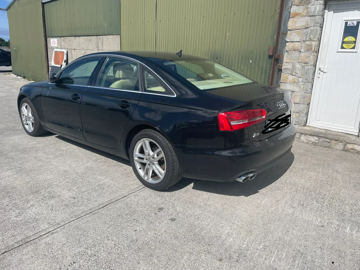 142 Audi A6 2.0 diesel for dismantling - Image 2