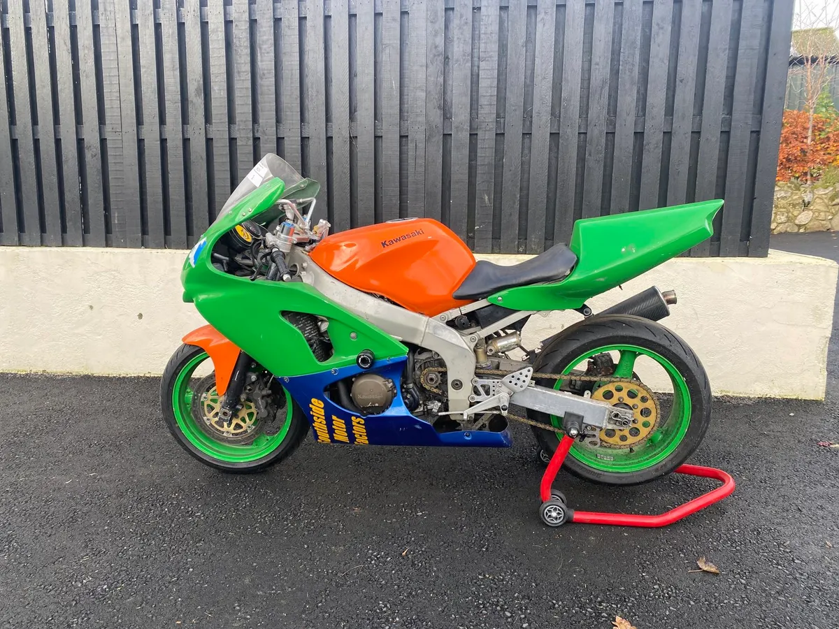 01 zx6r pre injection race bike - Image 1