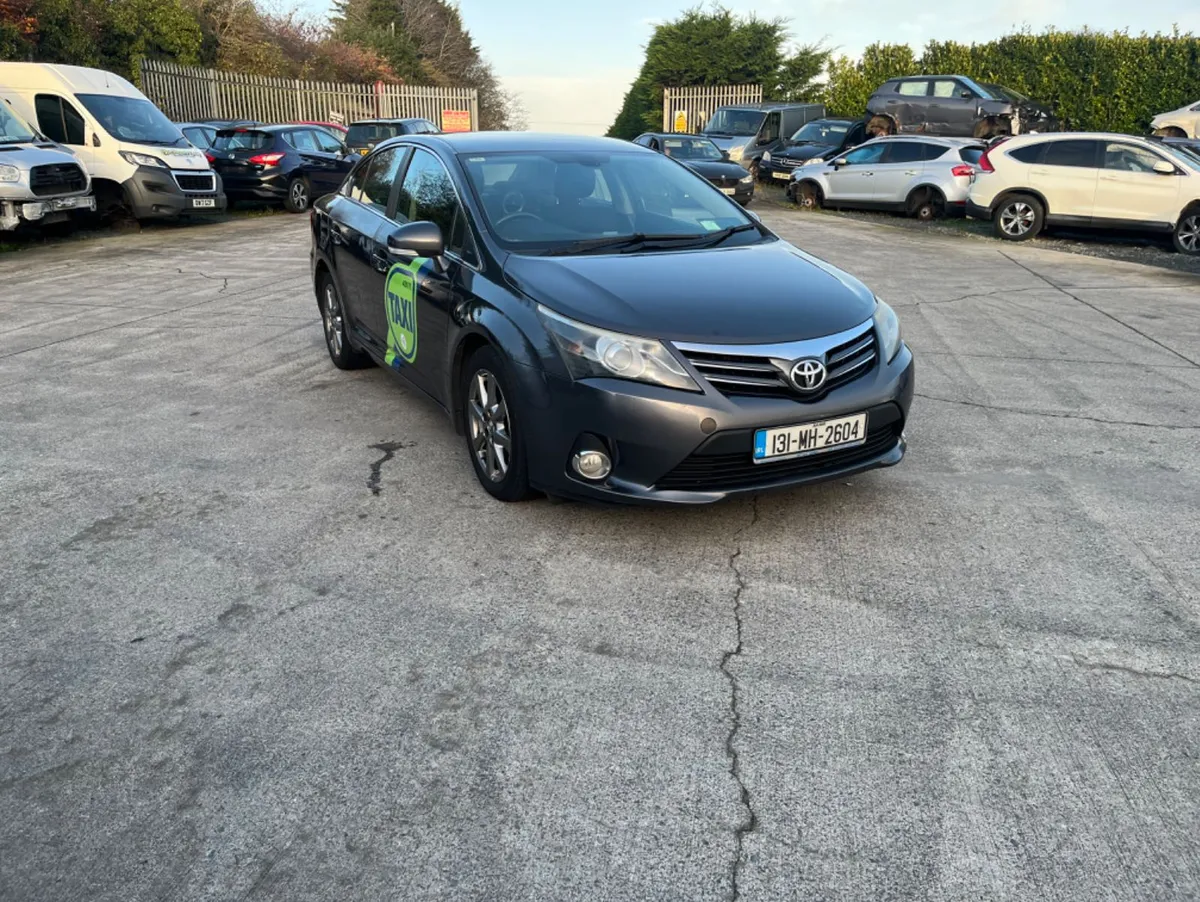 2013 Toyota Avensis 2.0 D4D - Image 1