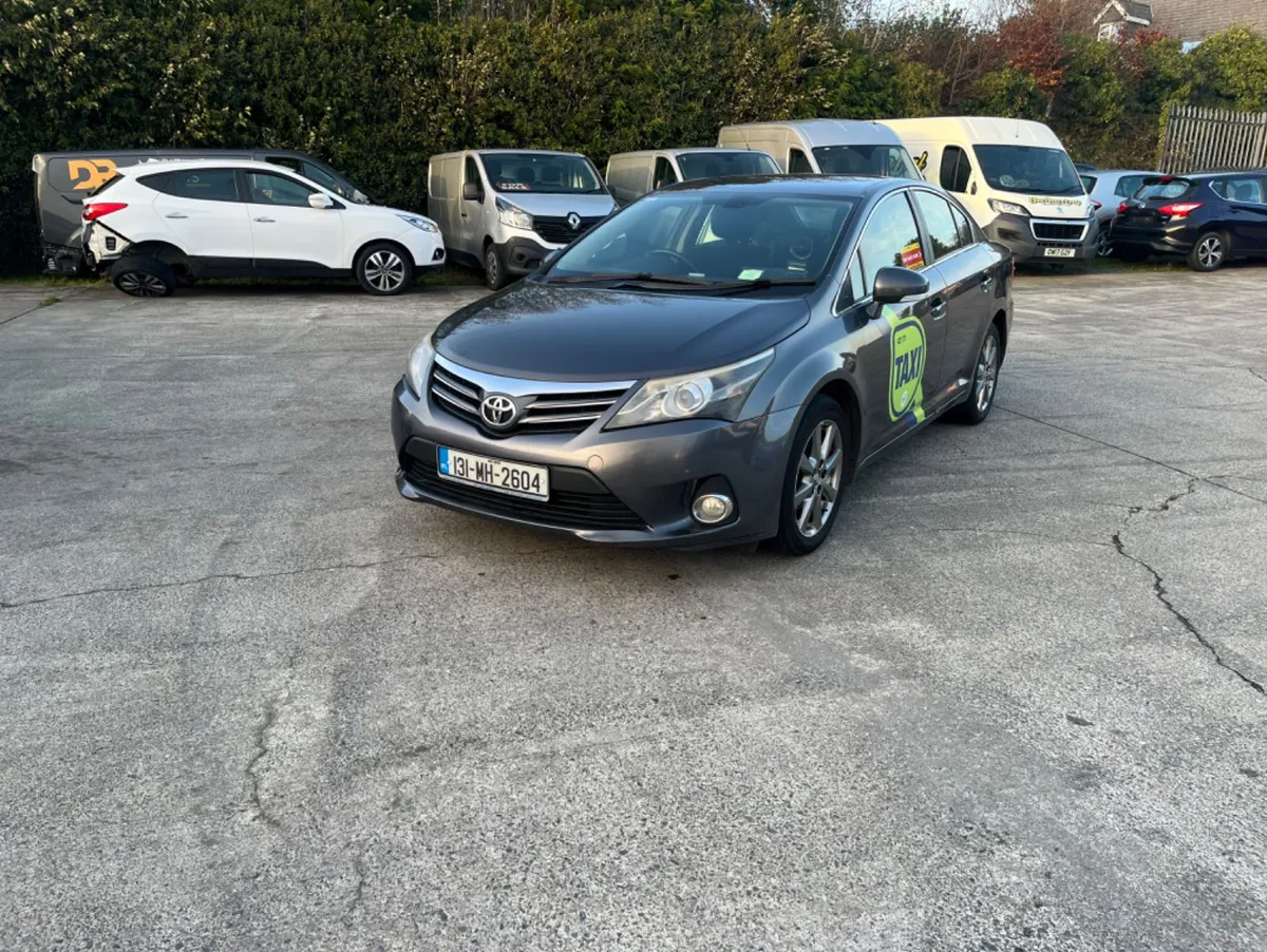 2013 Toyota Avensis 2.0 D4D - Image 2