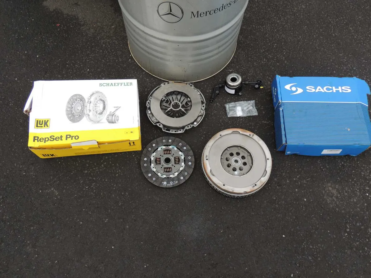 Mercedes-Benz Sprinter,CLUTCH +FLYWHEEL--FITTED--