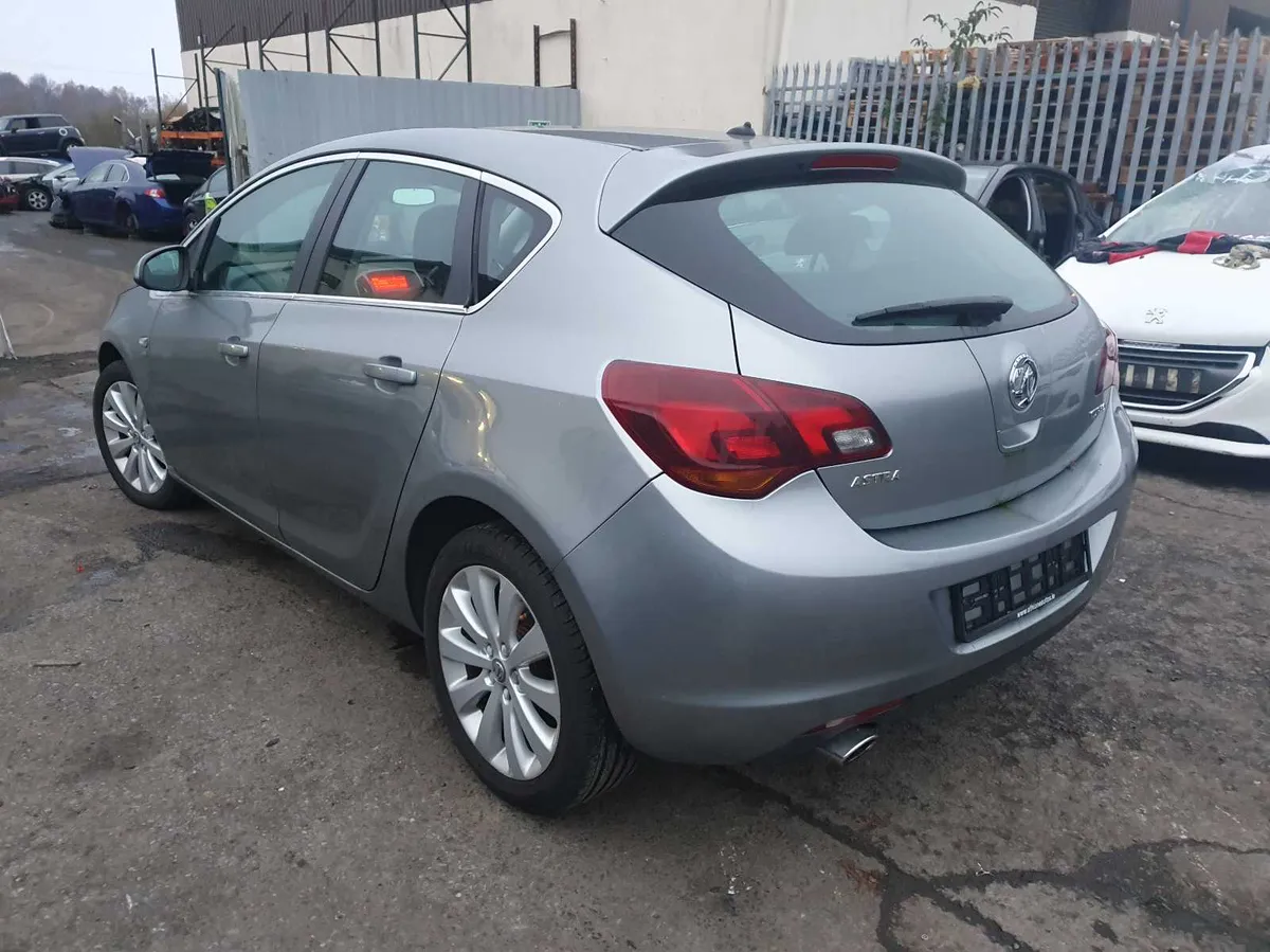 12 OPEL ASTRA  1.4 P TURBO FOR BREAKING - Image 2