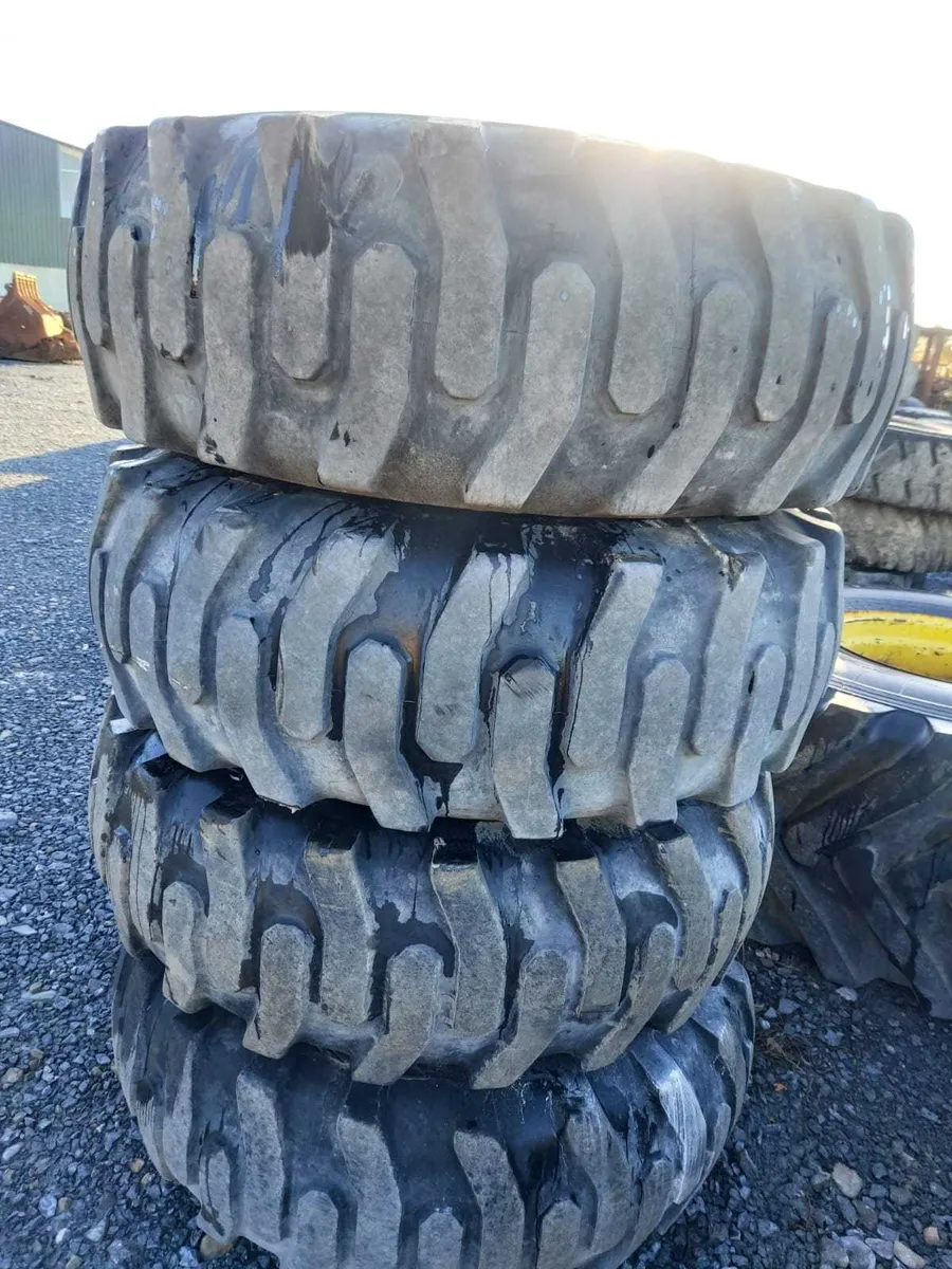 Jcb teleporter industrial wheels size 15.5 - Image 2