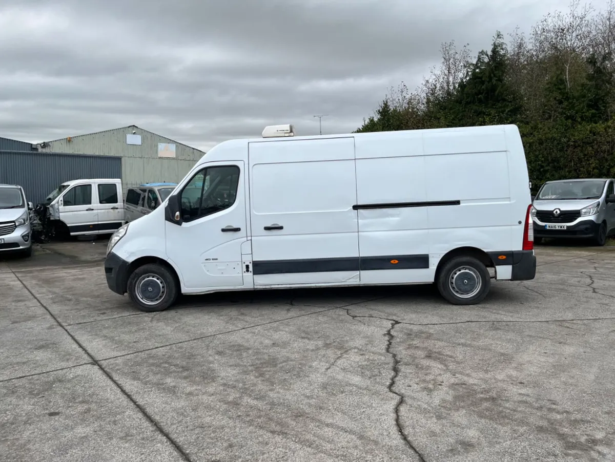 2014 Renault master 2.3 LWB - Image 4