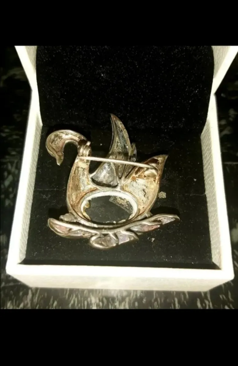 Vintage Sterling silver Swan with black onyx - Image 2