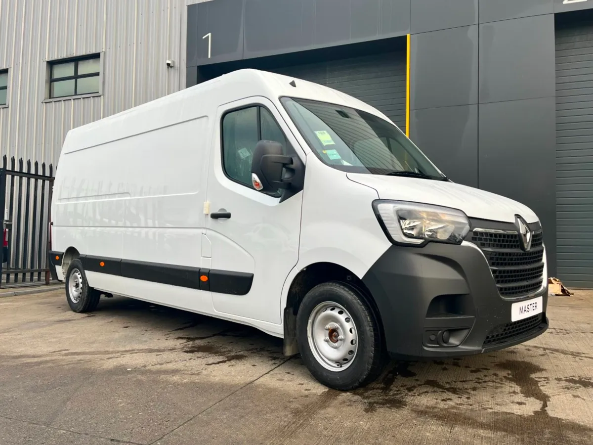 Renault Master FWD Lm35 DCI 135 Business(coming i - Image 2