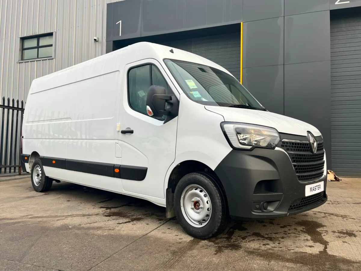 Renault Master FWD Lm35 DCI 135 Business(coming i - Image 3