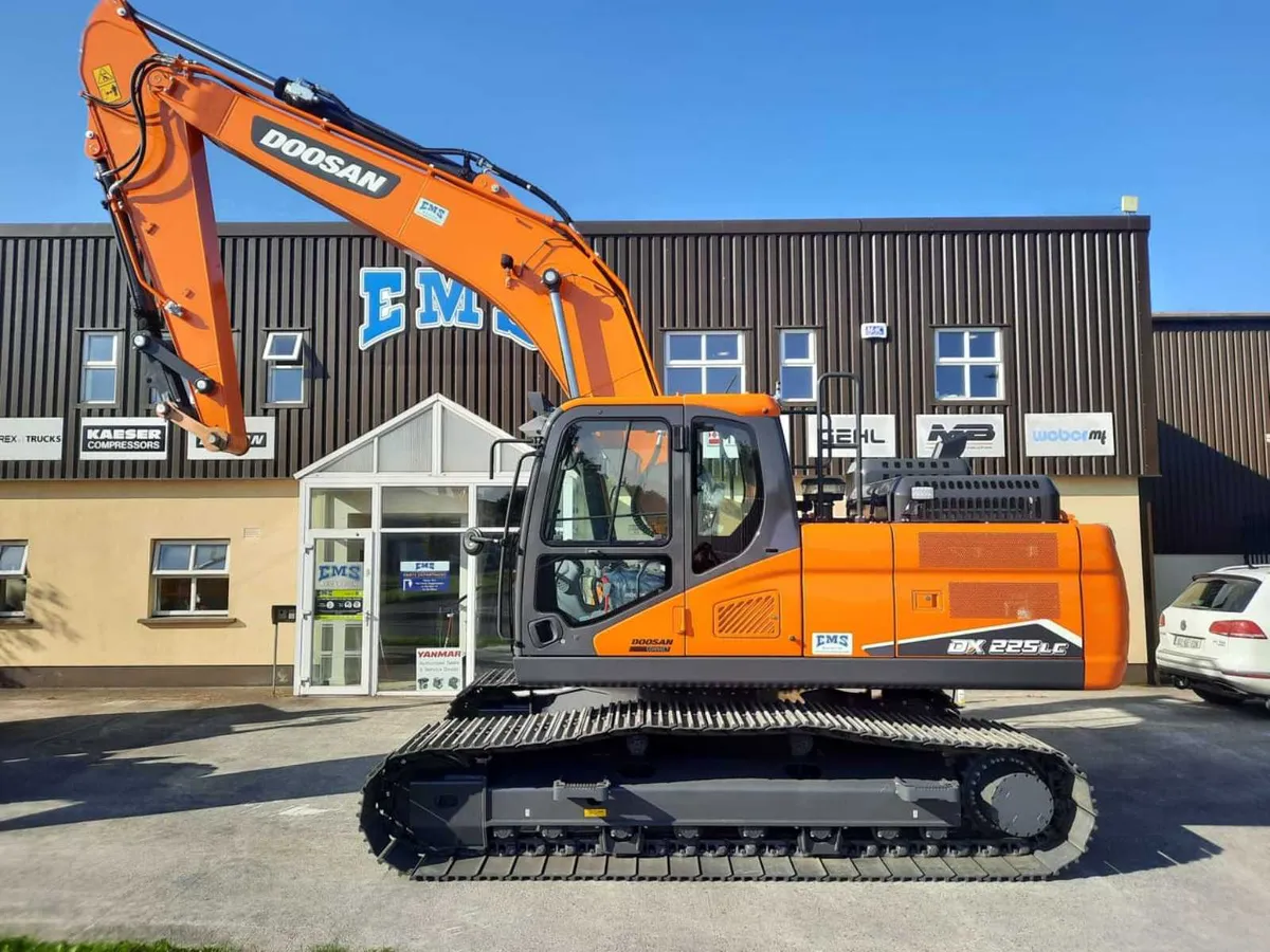 NEW DOOSAN DX225LC-7 - Image 3