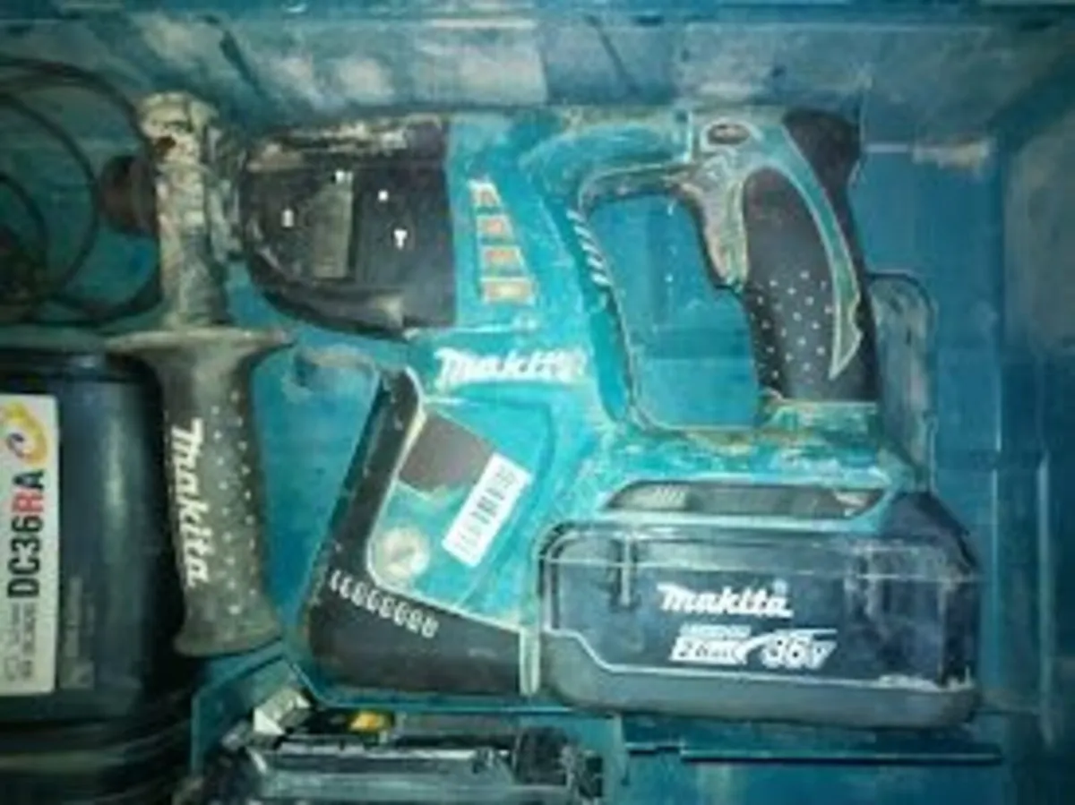 Makita  36 Volt  Drill - Image 2