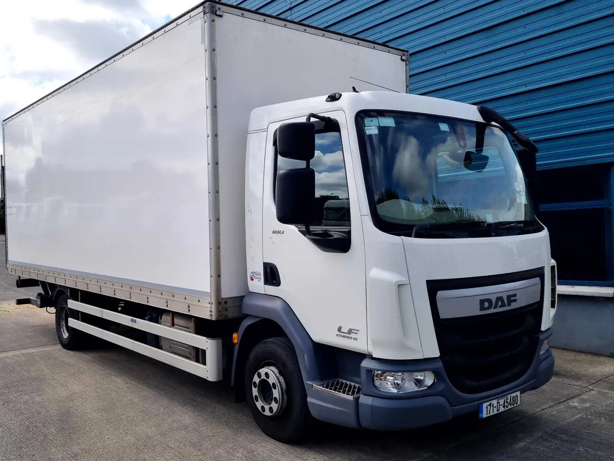 DAF LF 45 180 12ton box