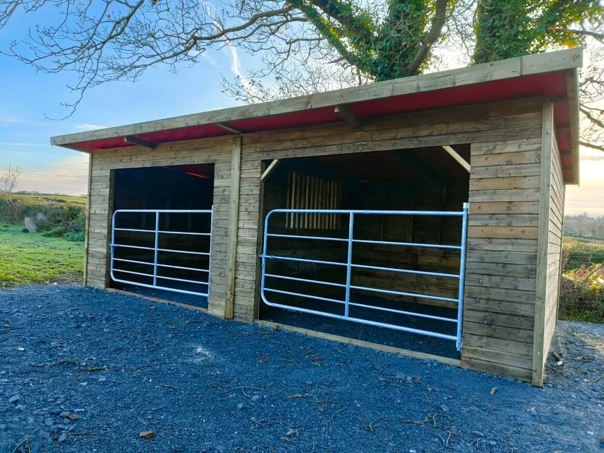 Field Shelters / Stables / Stable Doors