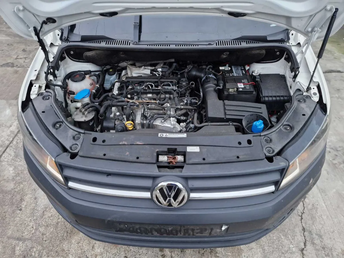 VW CADDY 2019 FOR PARTS BREAKING - Image 4