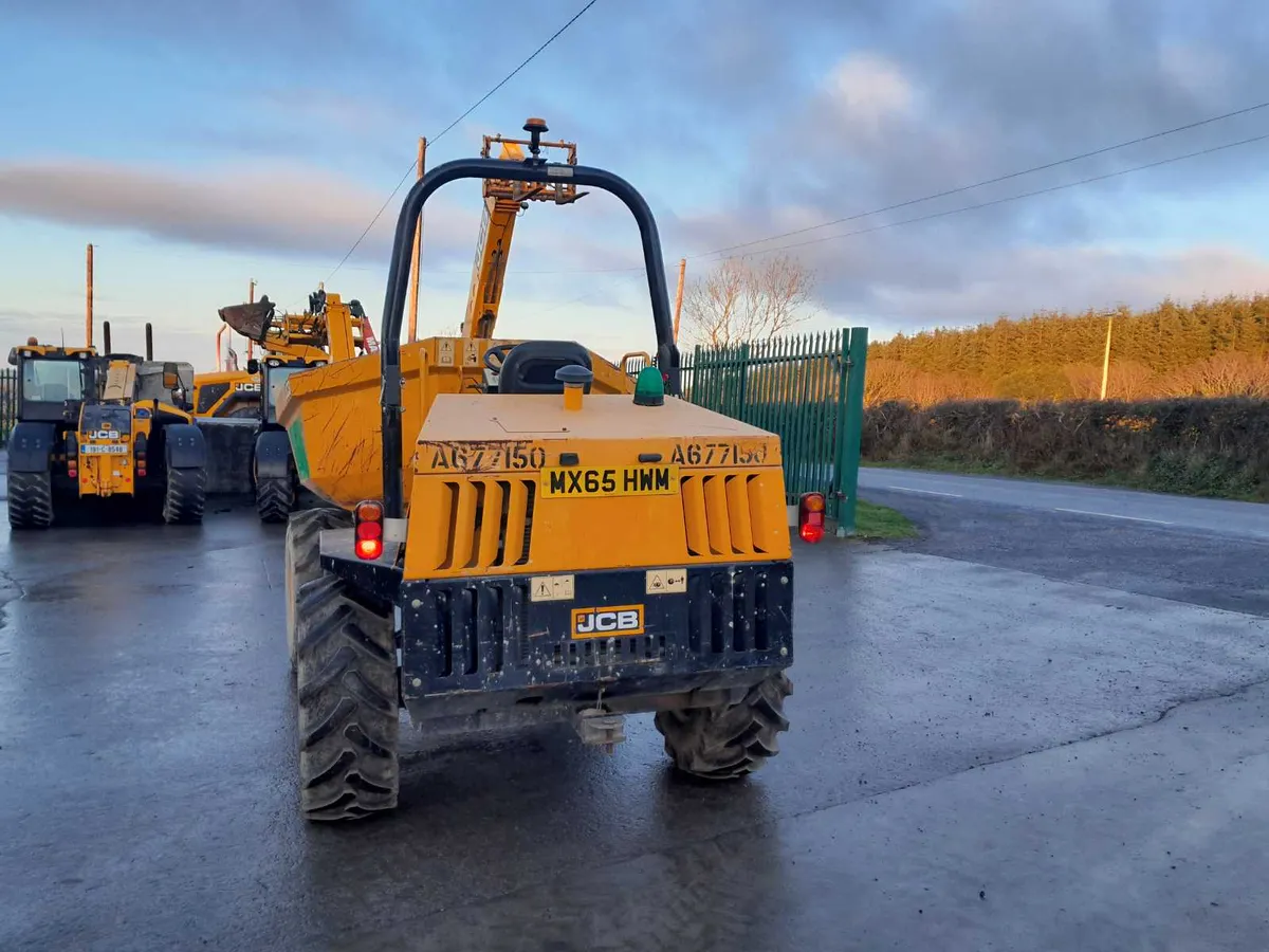 2015 JCB 6 Ton Swivel Dumper (17200) - Image 2