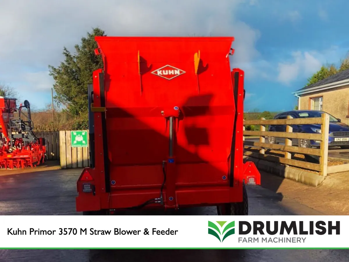 Kuhn Primor 3570 M Straw Blower & Feeder In-Stock - Image 3