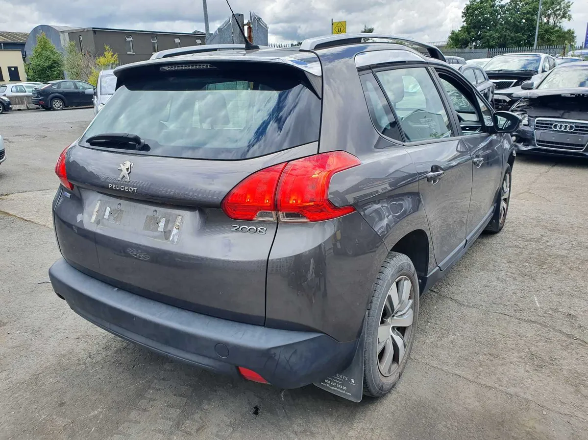 16 PEUGEOT 2008  1.2P FOR BREAKING - Image 4