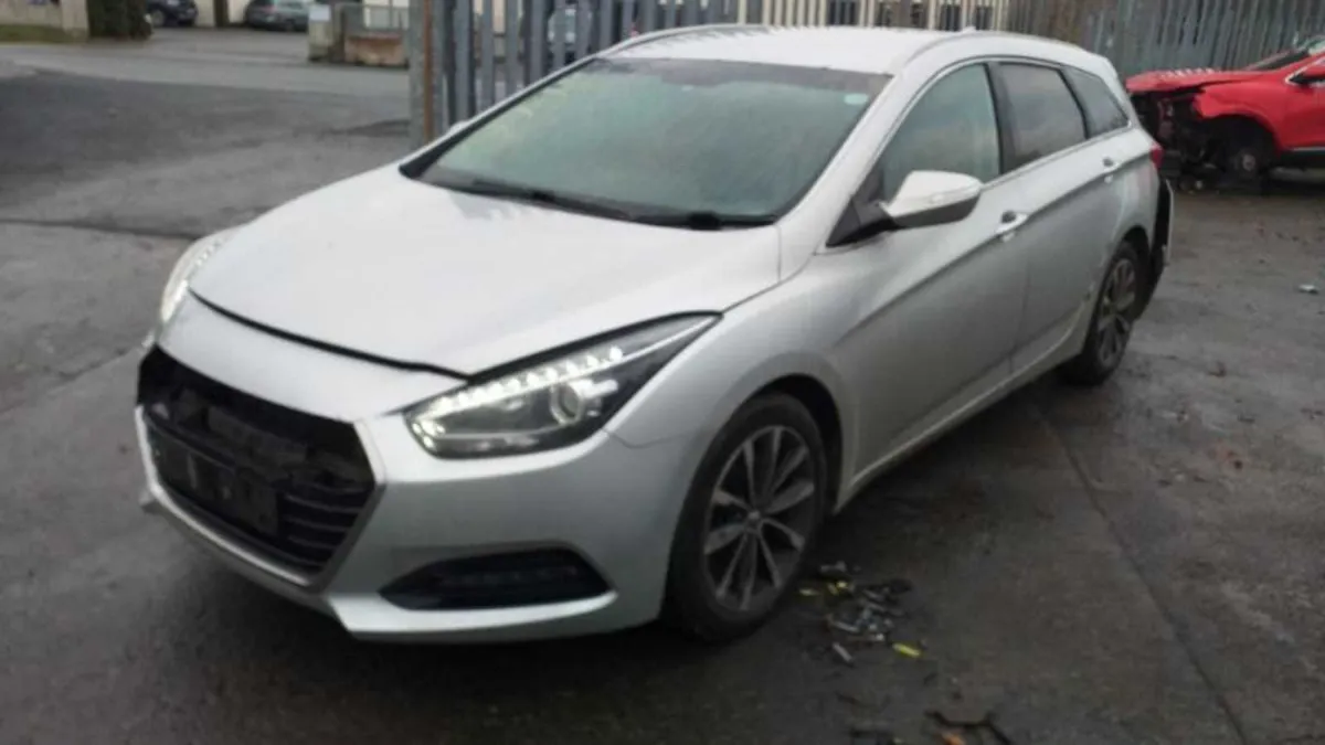 15 HYUNDAI I40  1.7D FOR BREAKING - Image 2