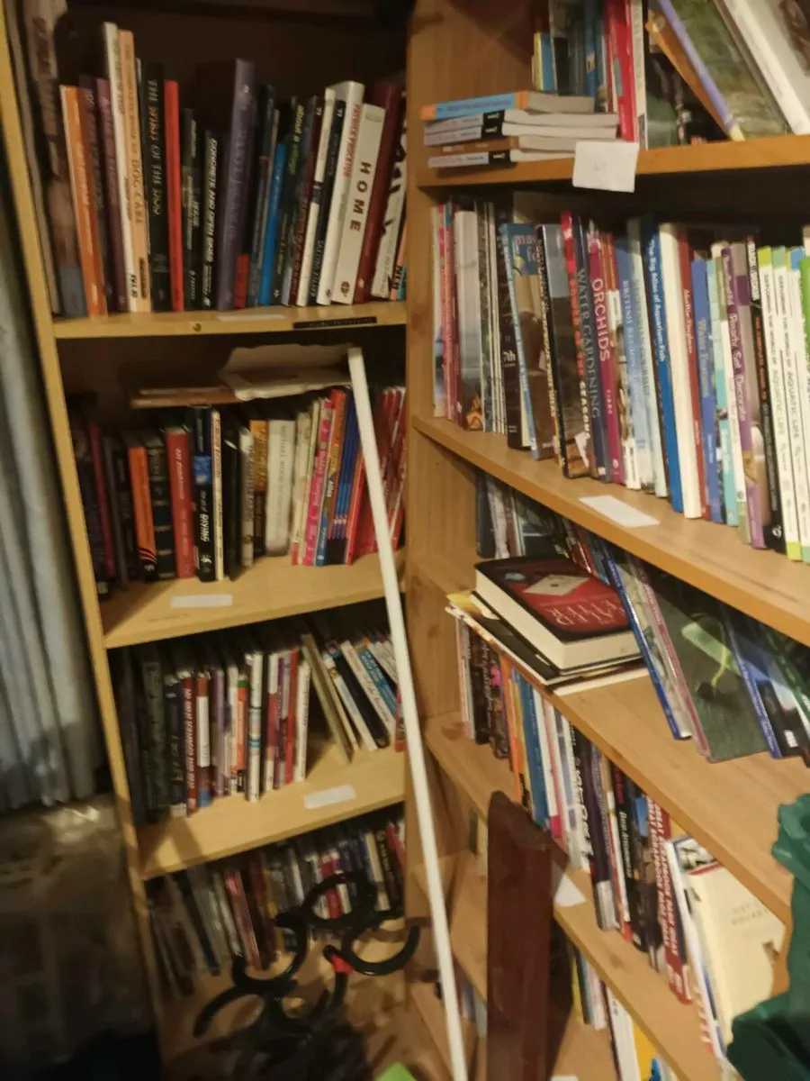BOOKS - Image 1