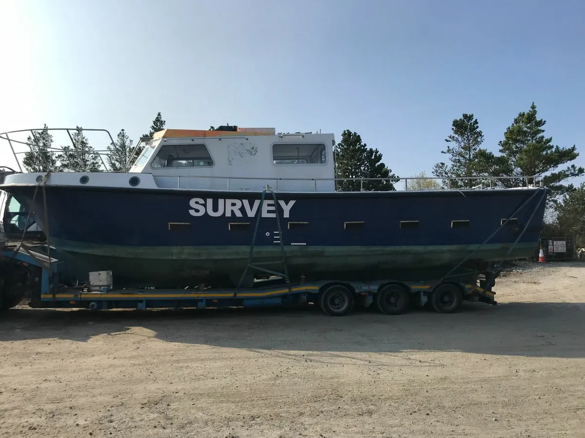 Fishing Angling  Boat 1985 Aquastar 43 Possible P3