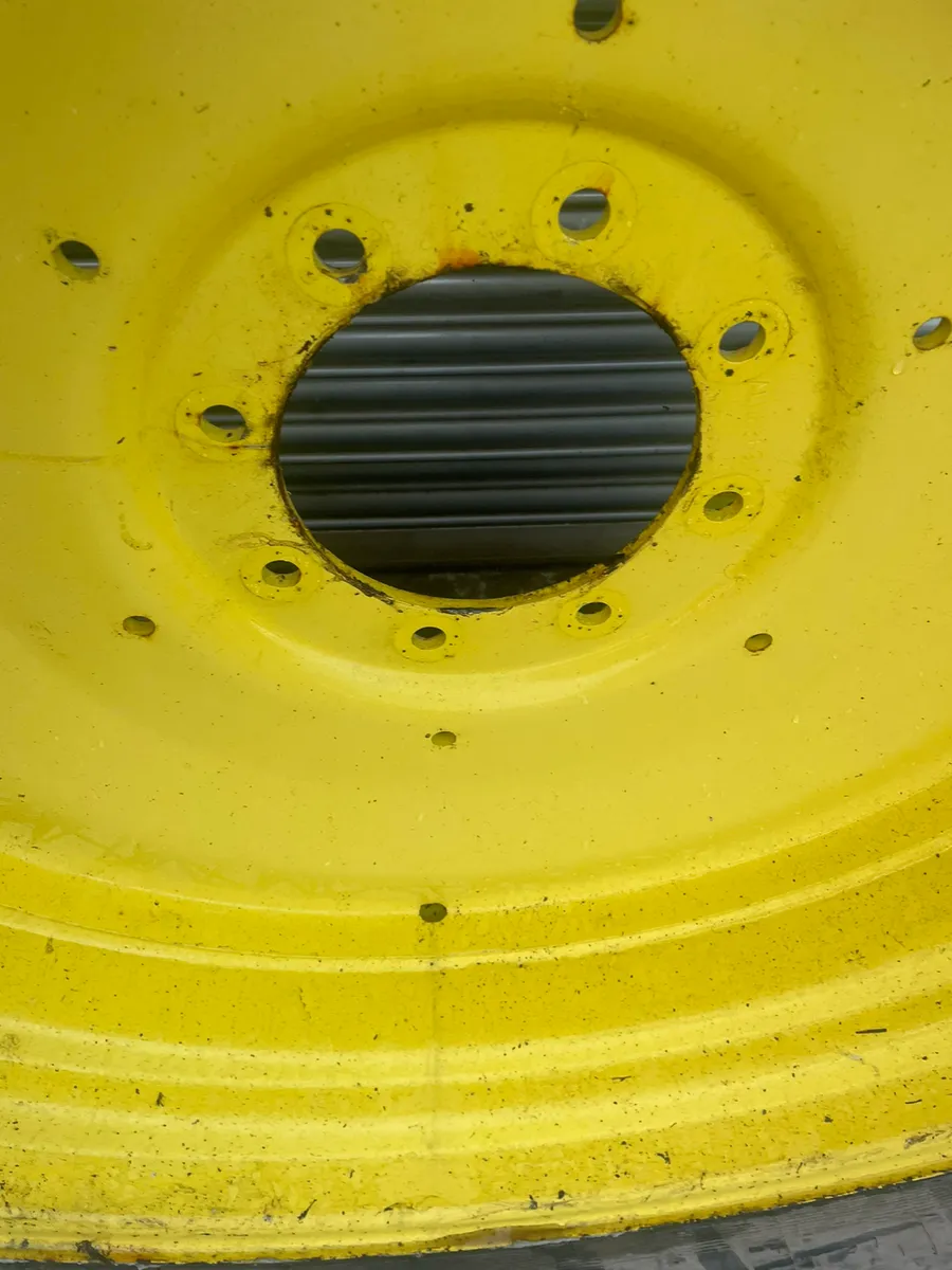520/70/38 John Deere wheels - Image 4