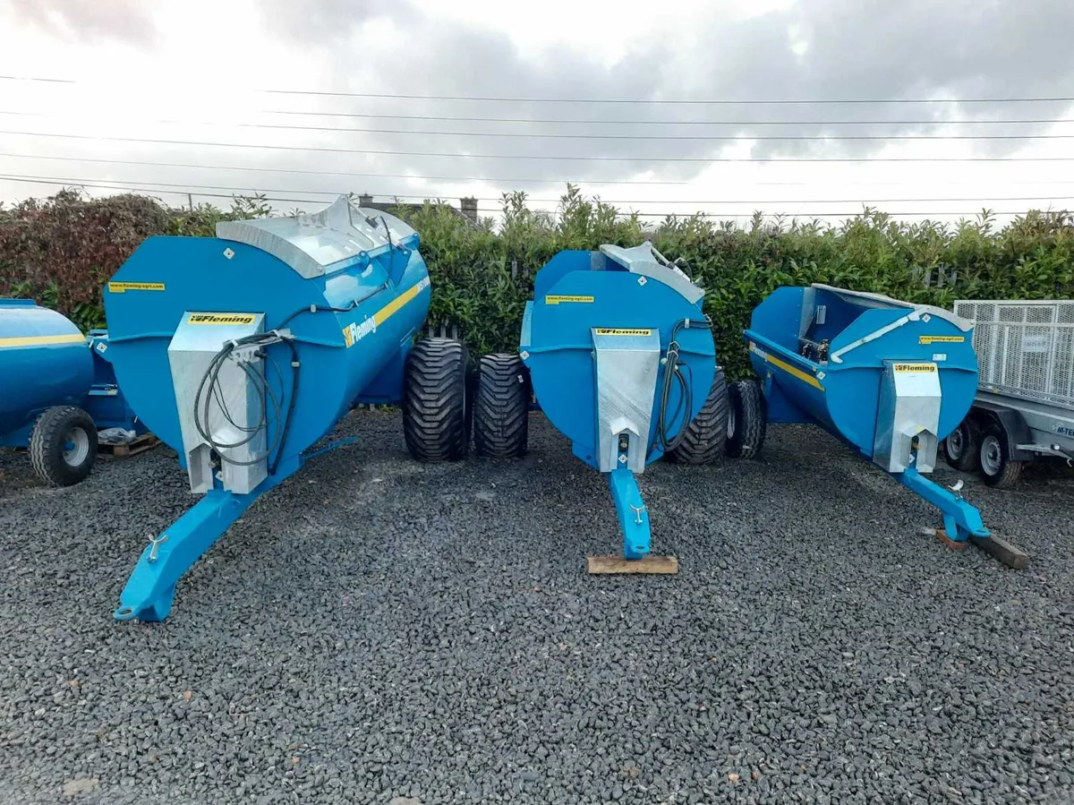 Fleming Muck Spreaders - In Stock - Image 2