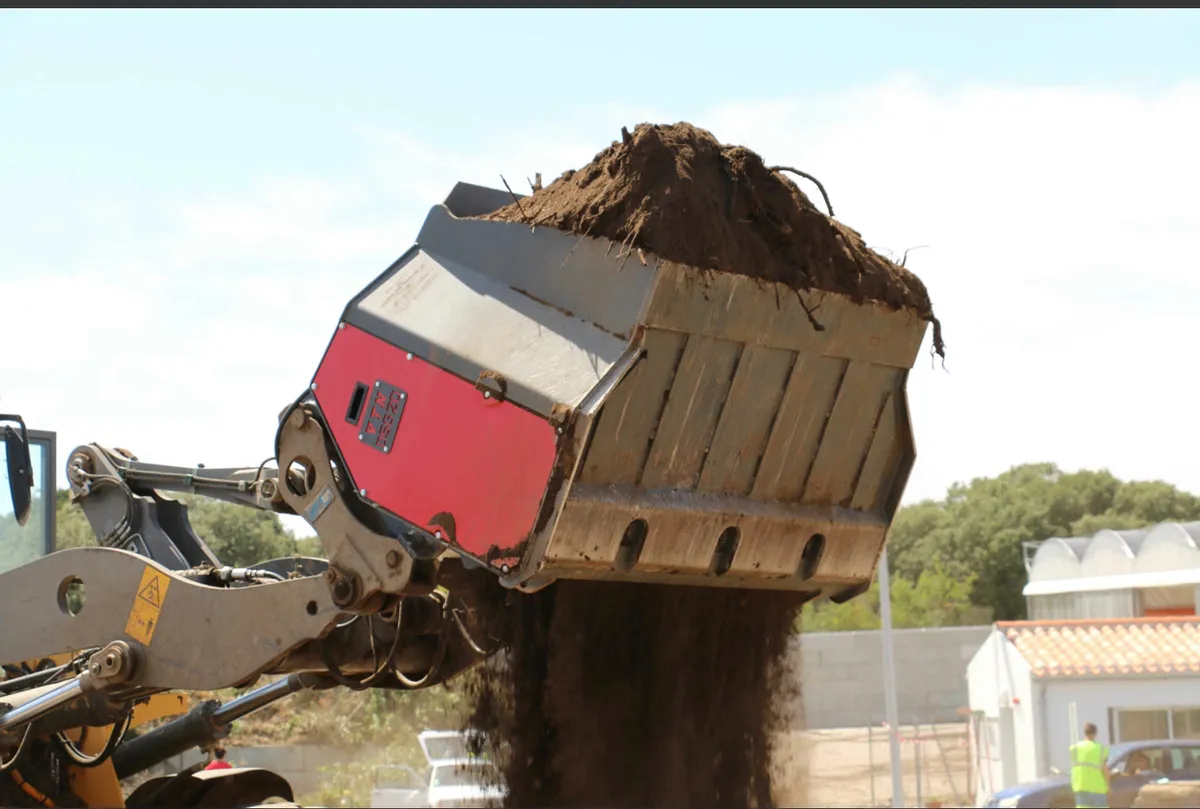 VTN Screening Buckets For Sale - Image 1