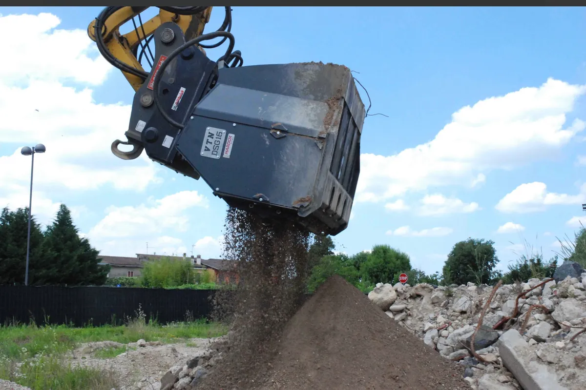 VTN Screening Buckets For Sale - Image 3