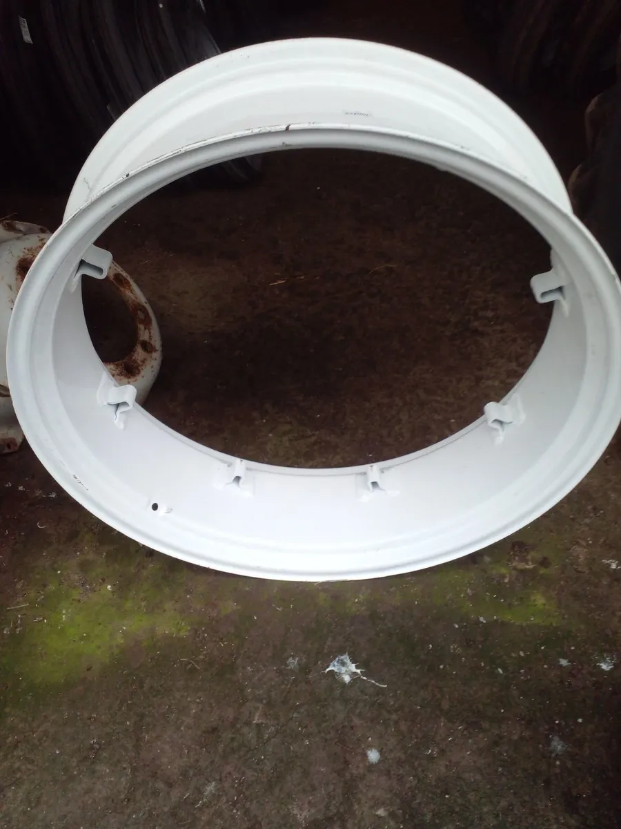 Ford wheel rims 13-6 -36 - Image 1