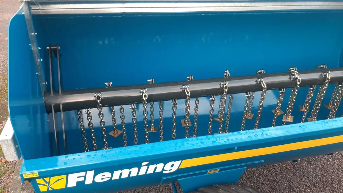 Fleming Dung spreader in Stock!! - Image 2