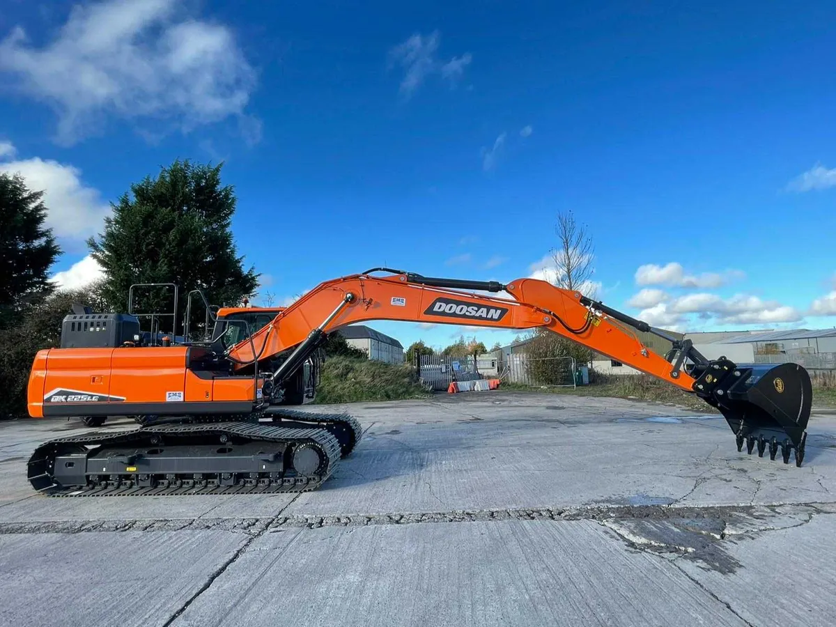 New Doosan Dx225LC-7 - Image 2